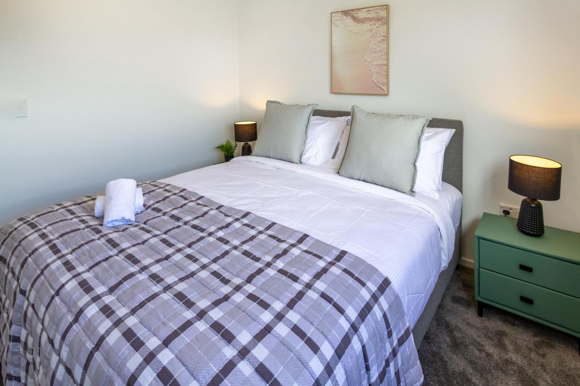 Conveniently Located 2Br Townhouse In West Akl Apartment Auckland Exterior photo